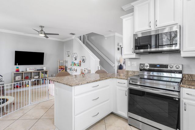 128 Delancey Avenue, Delray Beach, FL 33484
