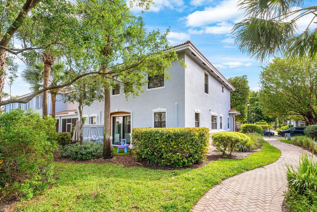 128 Delancey Avenue, Delray Beach, FL 33484