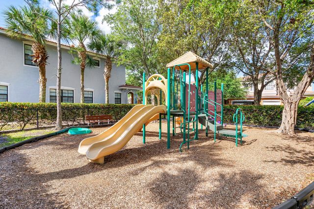 128 Delancey Avenue, Delray Beach, FL 33484