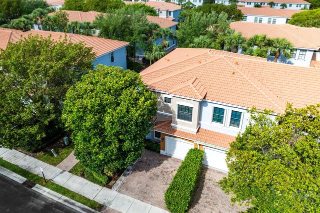 128 Delancey Avenue, Delray Beach, FL 33484