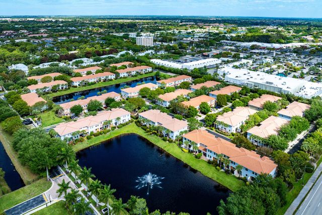 128 Delancey Avenue, Delray Beach, FL 33484