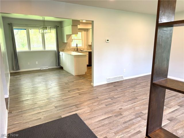 4088 Lynwood, Kent, OH 44240
