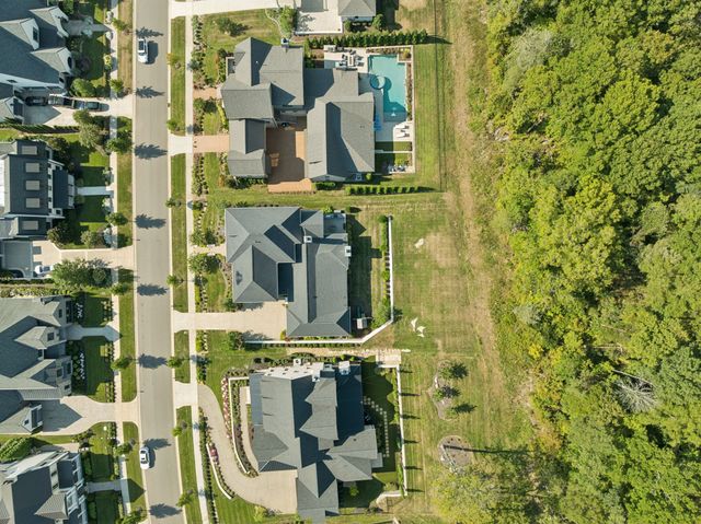 8139 Heirloom Blvd, College Grove, TN 37046