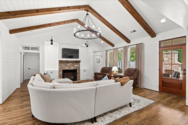 217 Tobacco Leaf Rd, Galivants Ferry, SC 29544