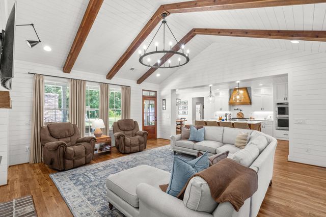 217 Tobacco Leaf Rd, Galivants Ferry, SC 29544