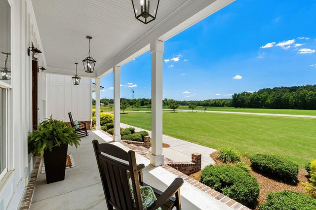 217 Tobacco Leaf Rd, Galivants Ferry, SC 29544