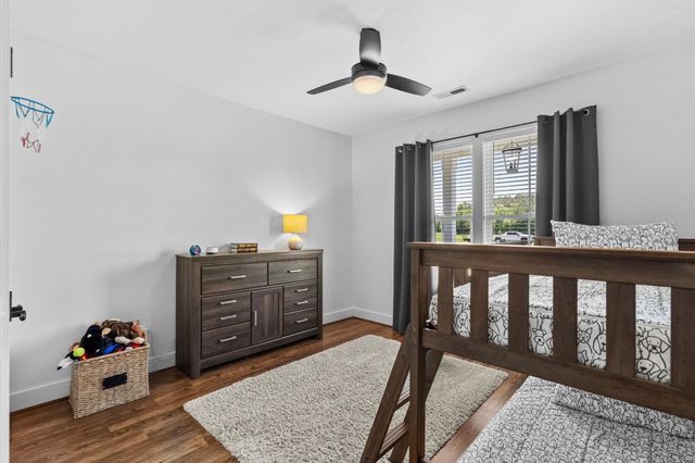 217 Tobacco Leaf Rd, Galivants Ferry, SC 29544