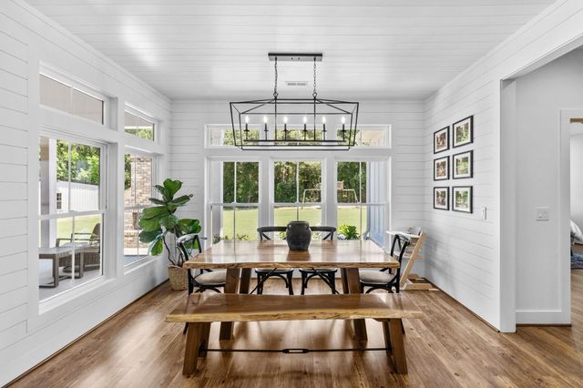 217 Tobacco Leaf Rd, Galivants Ferry, SC 29544