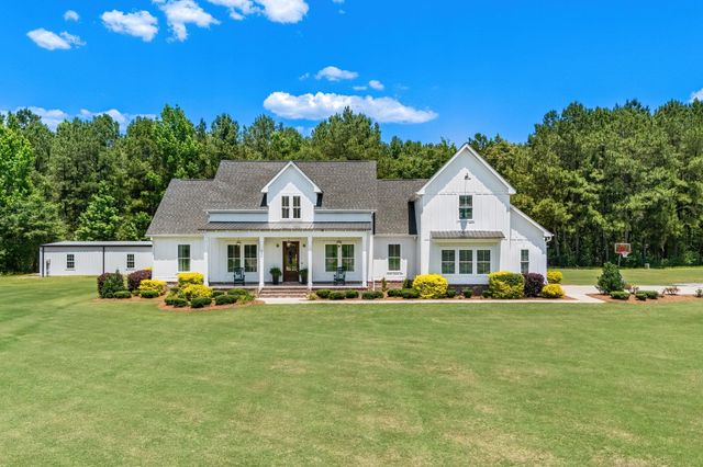 217 Tobacco Leaf Rd, Galivants Ferry, SC 29544