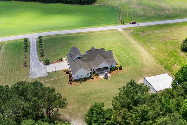 217 Tobacco Leaf Rd, Galivants Ferry, SC 29544