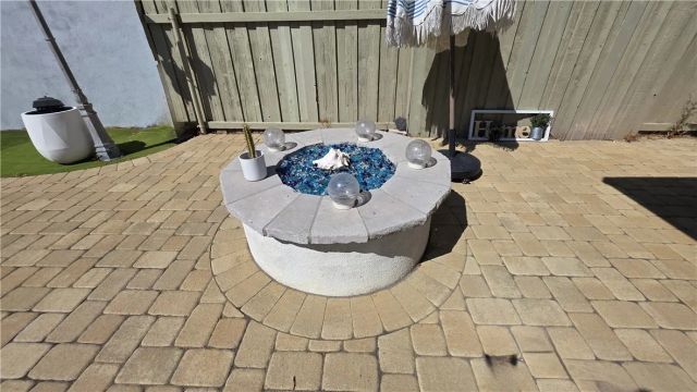 6637 Capps Avenue, Reseda, CA 91335