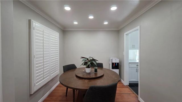 6637 Capps Avenue, Reseda, CA 91335