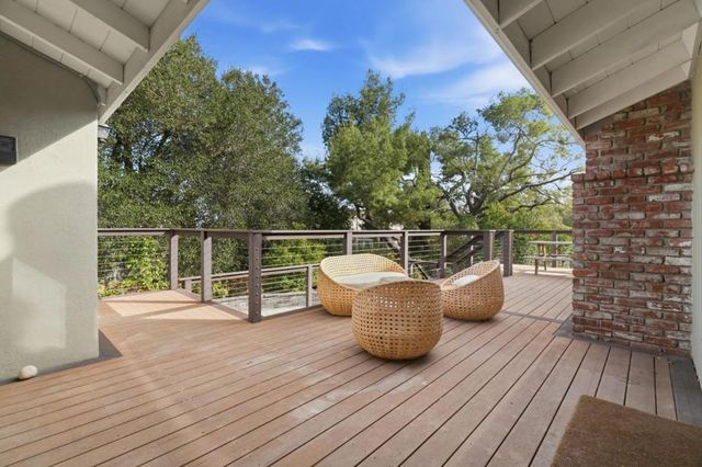 10140 Hillcrest Road, Cupertino, CA 95014