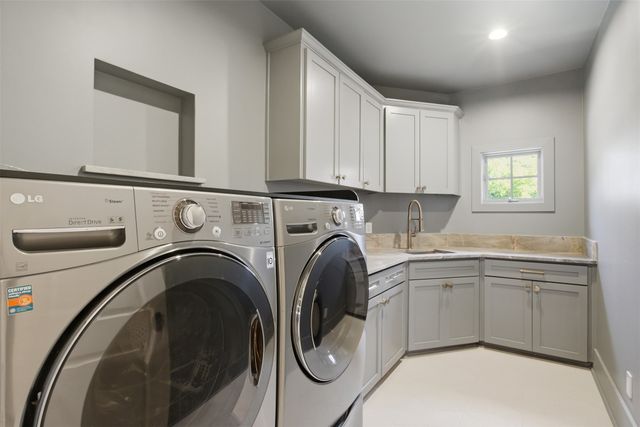 6743 Gaston Avenue, Dallas, TX 75214