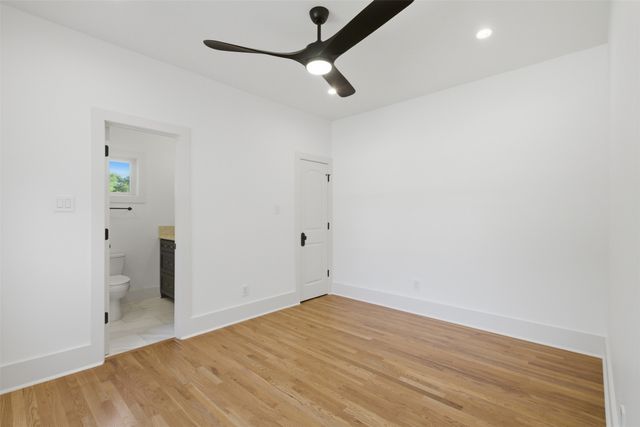 6743 Gaston Avenue, Dallas, TX 75214