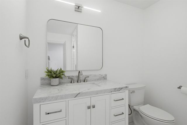 6743 Gaston Avenue, Dallas, TX 75214