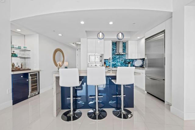 1 N OCEAN Boulevard 1713, Pompano Beach, FL 33062