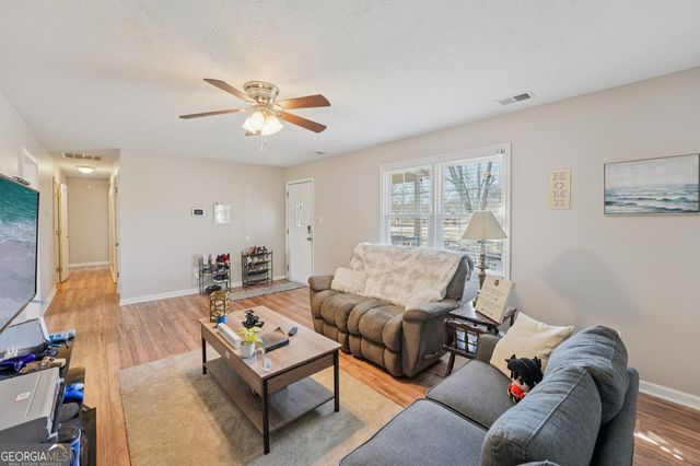 1911 Barnesville Road, Griffin, GA 30224