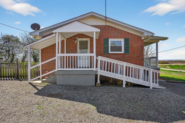 1823 Evins Mill Rd, Smithville, TN 37166