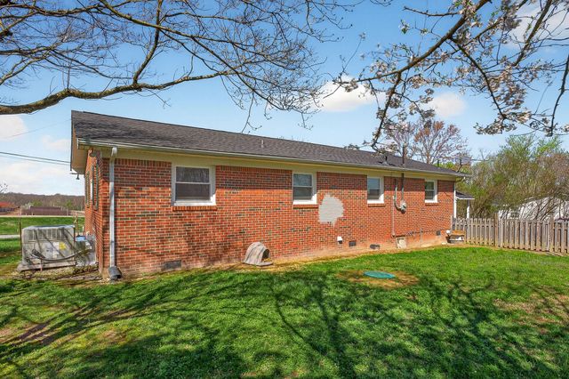 1823 Evins Mill Rd, Smithville, TN 37166