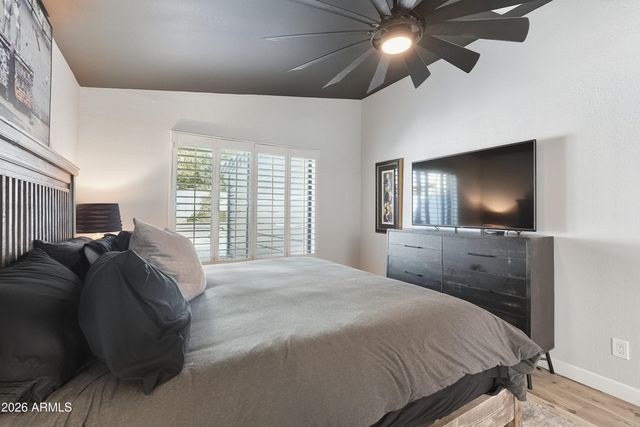 4604 E PIEDMONT Road E, Phoenix, AZ 85044