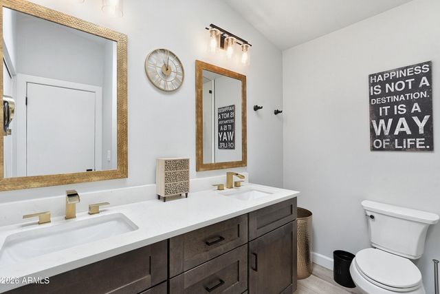 4604 E PIEDMONT Road E, Phoenix, AZ 85044