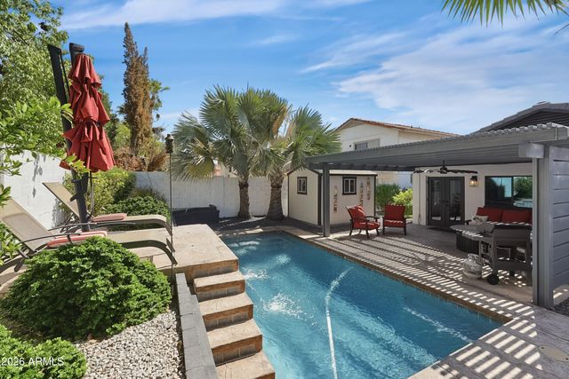 4604 E PIEDMONT Road E, Phoenix, AZ 85044