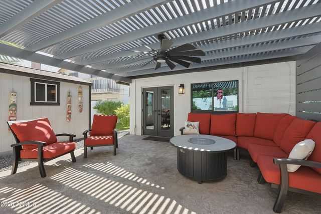 4604 E PIEDMONT Road E, Phoenix, AZ 85044