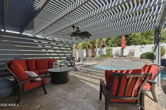 4604 E PIEDMONT Road E, Phoenix, AZ 85044