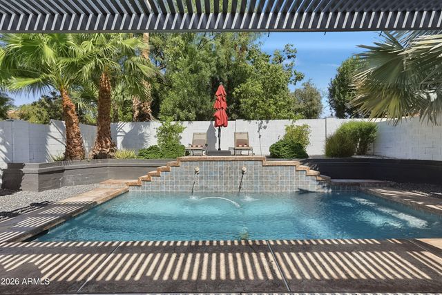 4604 E PIEDMONT Road E, Phoenix, AZ 85044