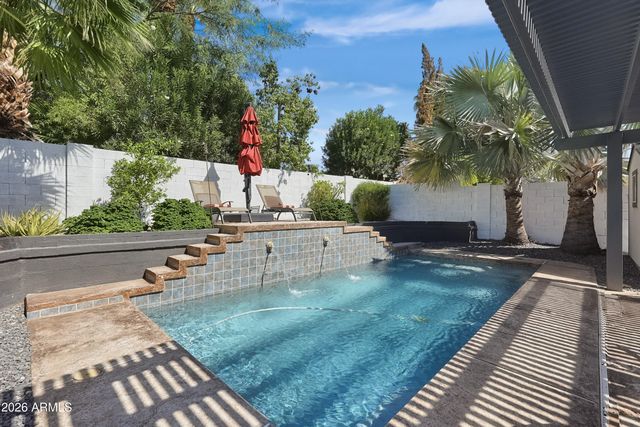 4604 E PIEDMONT Road E, Phoenix, AZ 85044