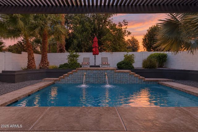4604 E PIEDMONT Road E, Phoenix, AZ 85044