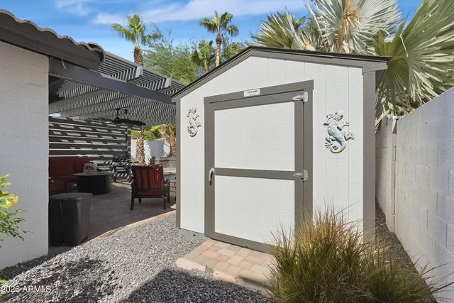 4604 E PIEDMONT Road E, Phoenix, AZ 85044