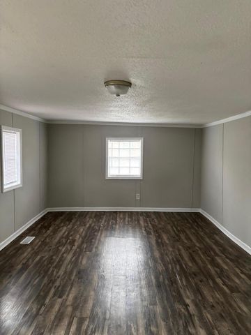 3001 Henderson Avenue, NW, Cleveland, TN 37312