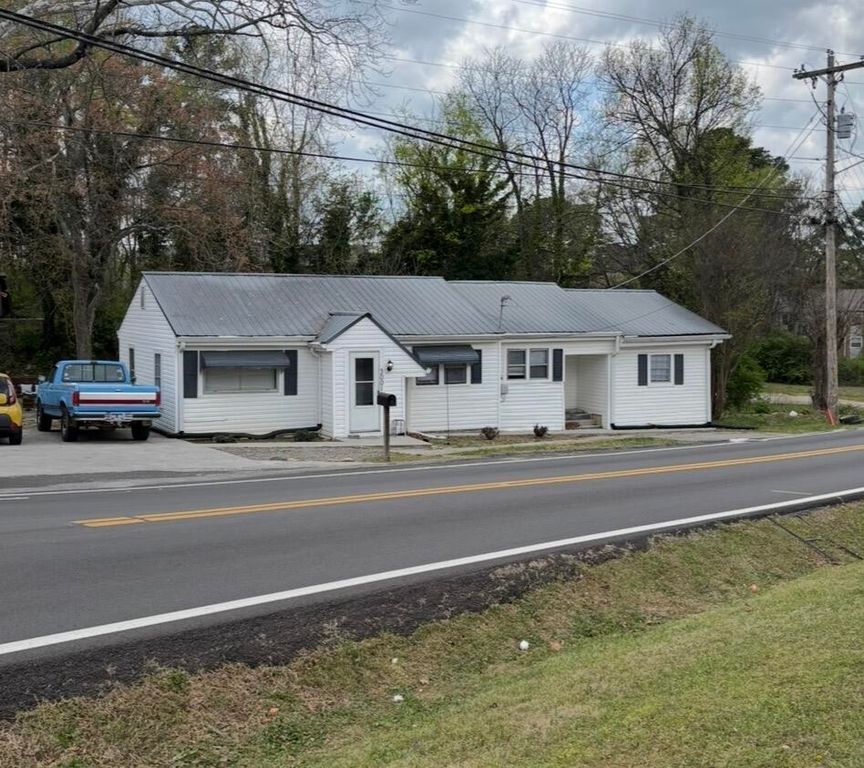 3001 Henderson Avenue, NW, Cleveland, TN 37312
