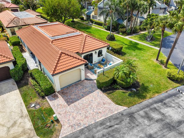 1472 Via Cameron, Jupiter, FL 33477