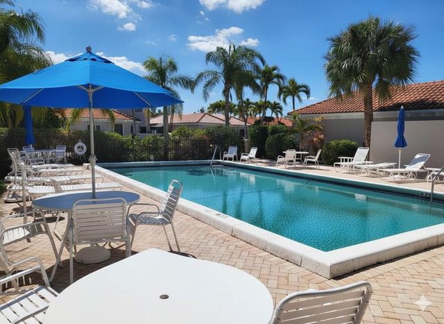 1472 Via Cameron, Jupiter, FL 33477