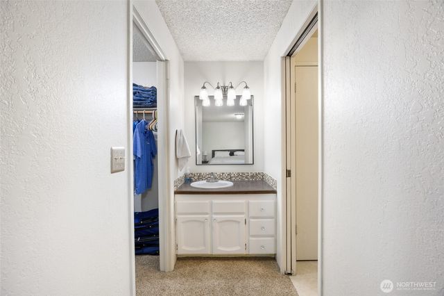 519 S Pommer Ave, Moses Lake, WA 98837