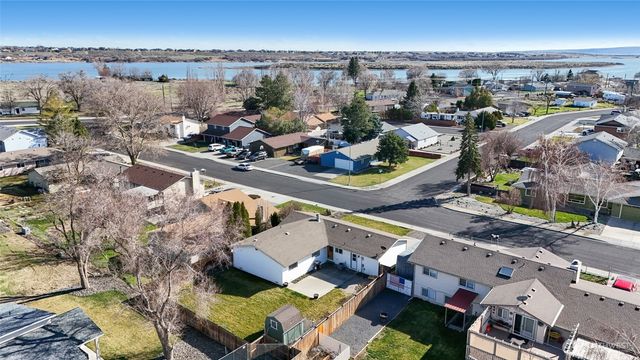 519 S Pommer Ave, Moses Lake, WA 98837