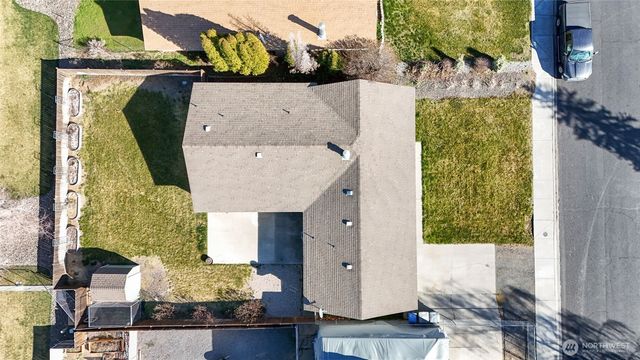 519 S Pommer Ave, Moses Lake, WA 98837