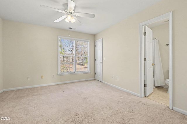 104 Knightsborough Way, Apex, NC 27502