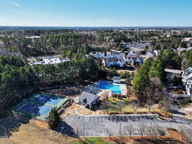 104 Knightsborough Way, Apex, NC 27502