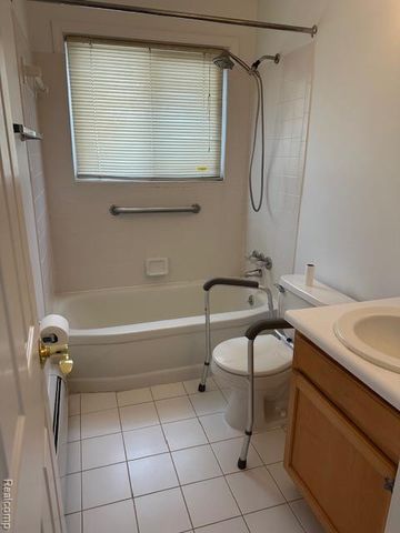 11410 Canal Road 206, Sterling Heights, MI 48314