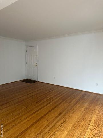 11410 Canal Road 206, Sterling Heights, MI 48314
