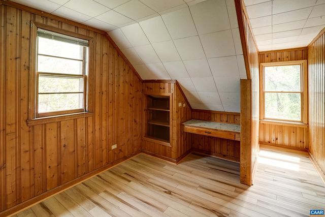 807 HILLCREST RD, Charlottesville, VA 22903