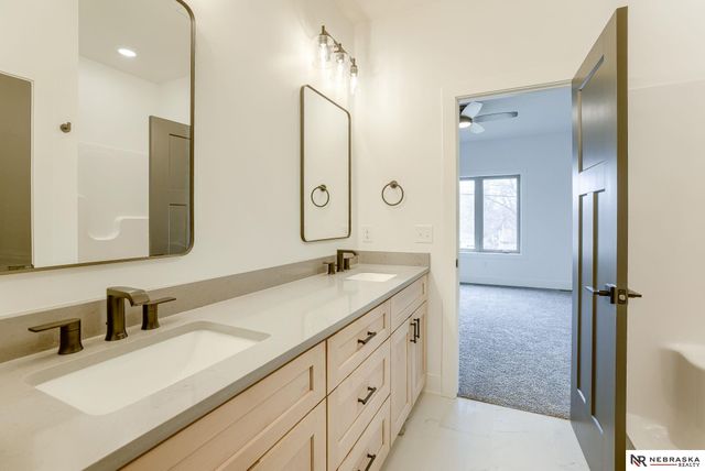 319 S 55th Street, Lincoln, NE 68510