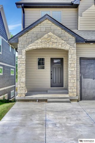 319 S 55th Street, Lincoln, NE 68510