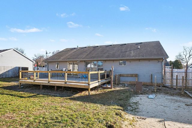 25827 Little Fox Trail, South Bend, IN 46628