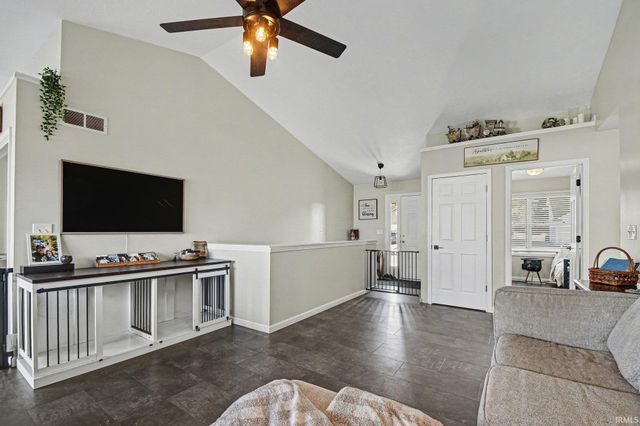 25827 Little Fox Trail, South Bend, IN 46628