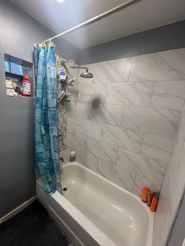 5136 S Richmond Street, Chicago, IL 60632